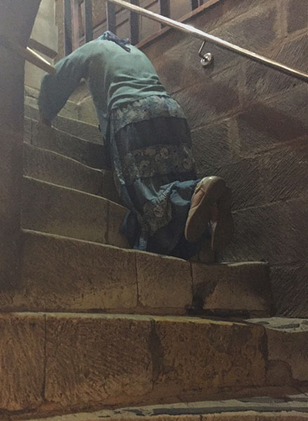 Pilgrim in Church of the Holy Sepulcher