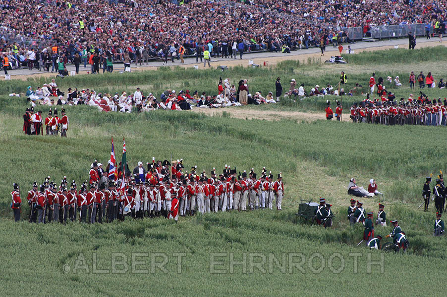 Battle formation and camp followers