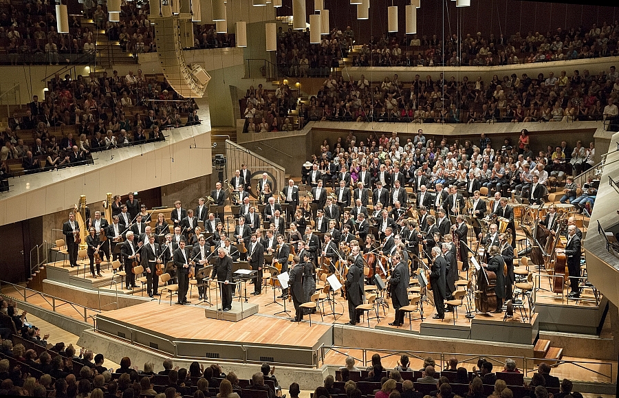 Berlin Philharmonic with Sir Simon Rattle Photo: Monika Rittershaus