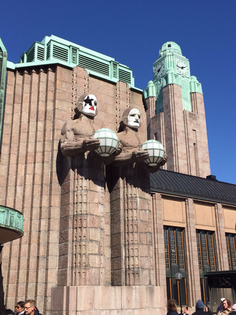 Kiss Rocks Helsinki Train Station